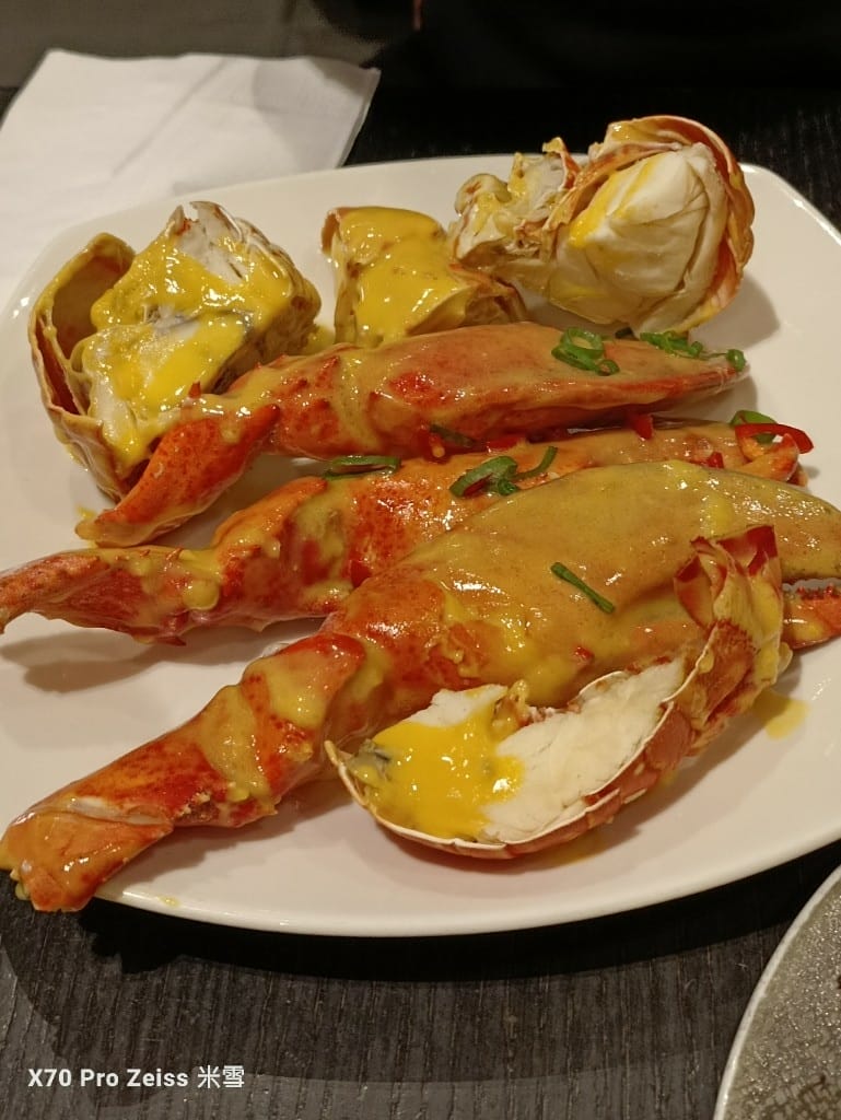 【台北吃到飽】探索廚房平日午餐25訪，半價大嗑龍蝦吃到飽❤️