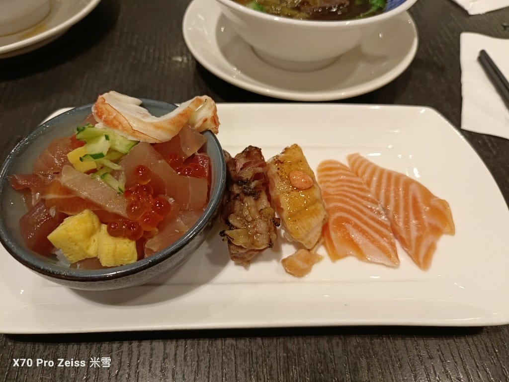 【台北吃到飽】探索廚房平日午餐25訪，半價大嗑龍蝦吃到飽❤️
