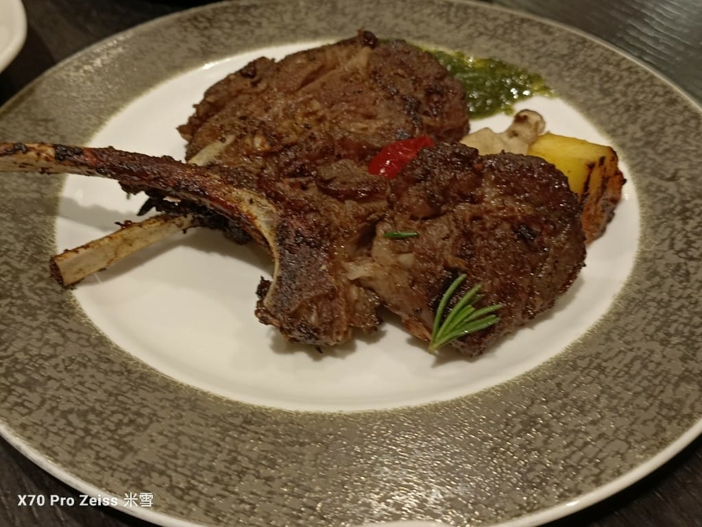 【台北吃到飽】探索廚房平日午餐25訪，半價大嗑龍蝦吃到飽❤️