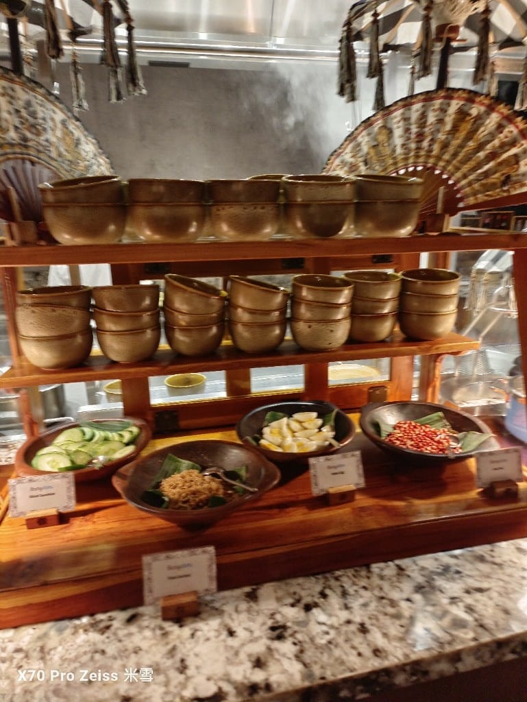【峇里島美食】拉古納豪華精選渡假村,晚餐Buffet開箱❤️ - 第11張圖 【峇里島美食】拉古納豪華精選渡假村,晚餐Buffet開箱❤️