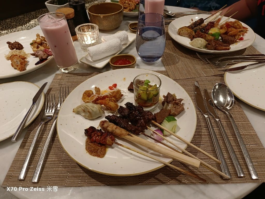 【峇里島美食】拉古納豪華精選渡假村,晚餐Buffet開箱❤️ - 第5張圖 【峇里島美食】拉古納豪華精選渡假村,晚餐Buffet開箱❤️