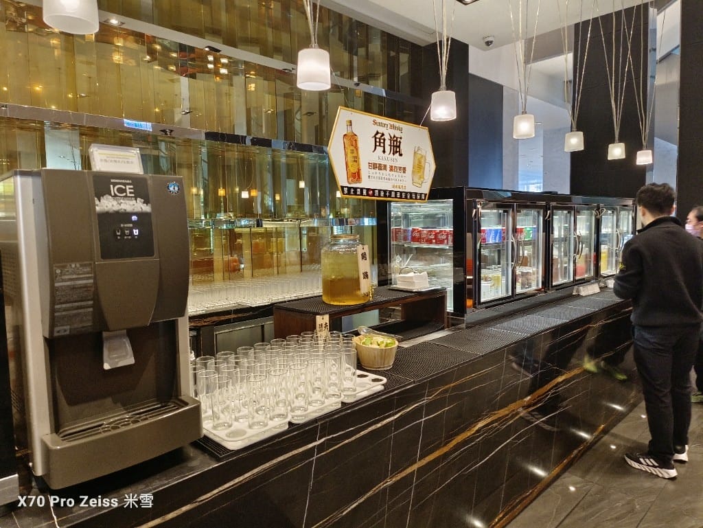 【台北吃到飽】探索廚房平日午餐26訪，半價大嗑龍蝦吃到飽❤️