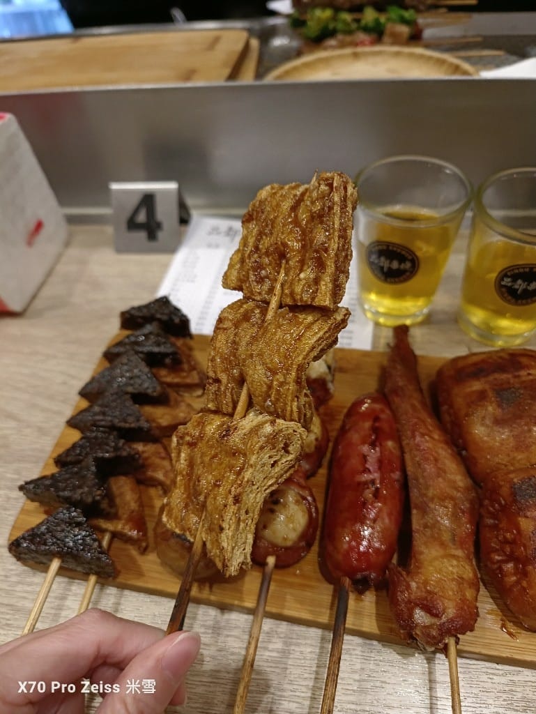 【新莊美食】品都串燒，人氣排隊名店❤️