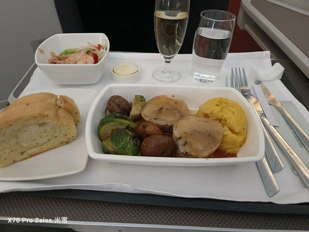 【飛上海混務餐飛機餐】國泰&長榮航空