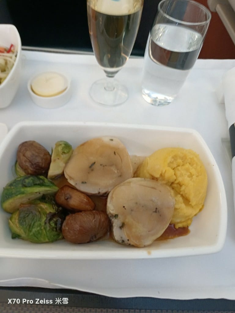 【飛上海混務餐飛機餐】國泰&長榮航空