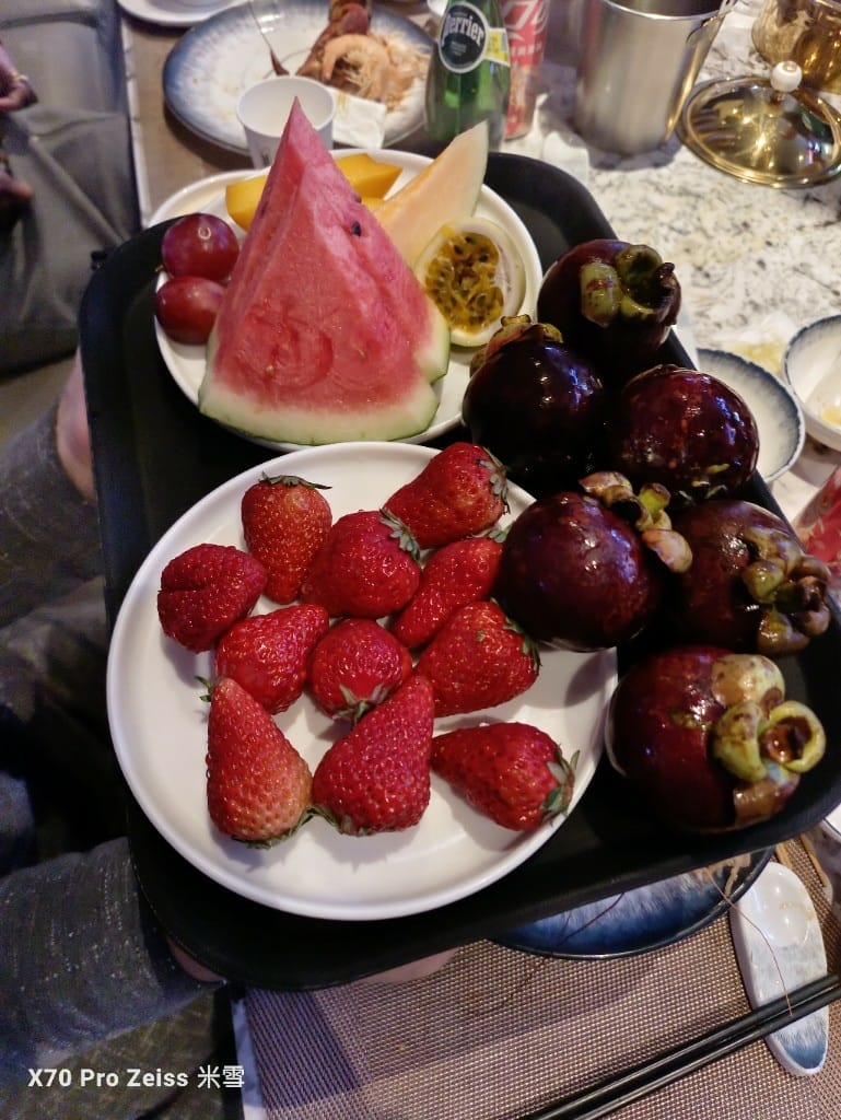 【上海美食】銘門盛宴上海店，活體龍蝦現殺現吃，各種高檔海鮮到飽再訪❤️