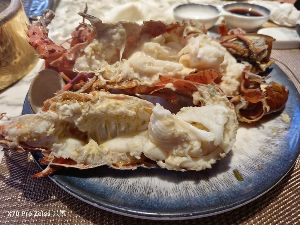 【上海美食】銘門盛宴上海店，活體龍蝦現殺現吃，各種高檔海鮮到飽再訪❤️