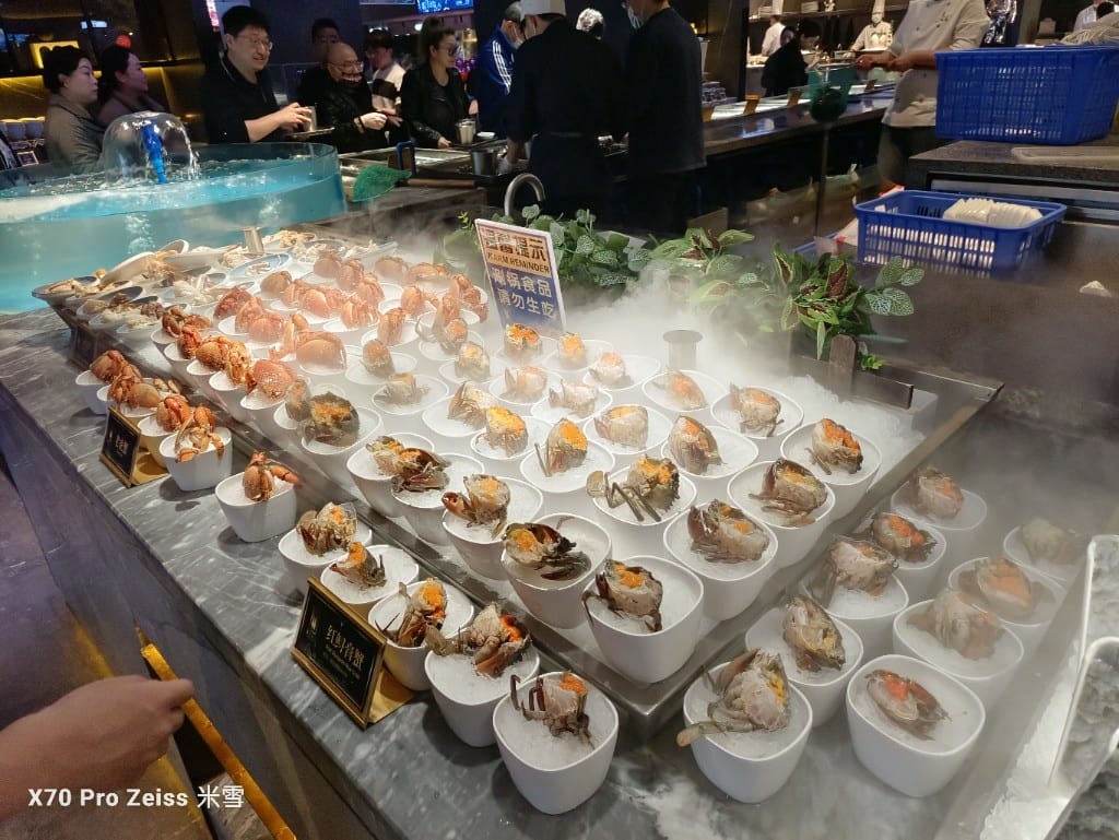【上海美食】銘門盛宴上海店，活體龍蝦現殺現吃，各種高檔海鮮到飽再訪❤️