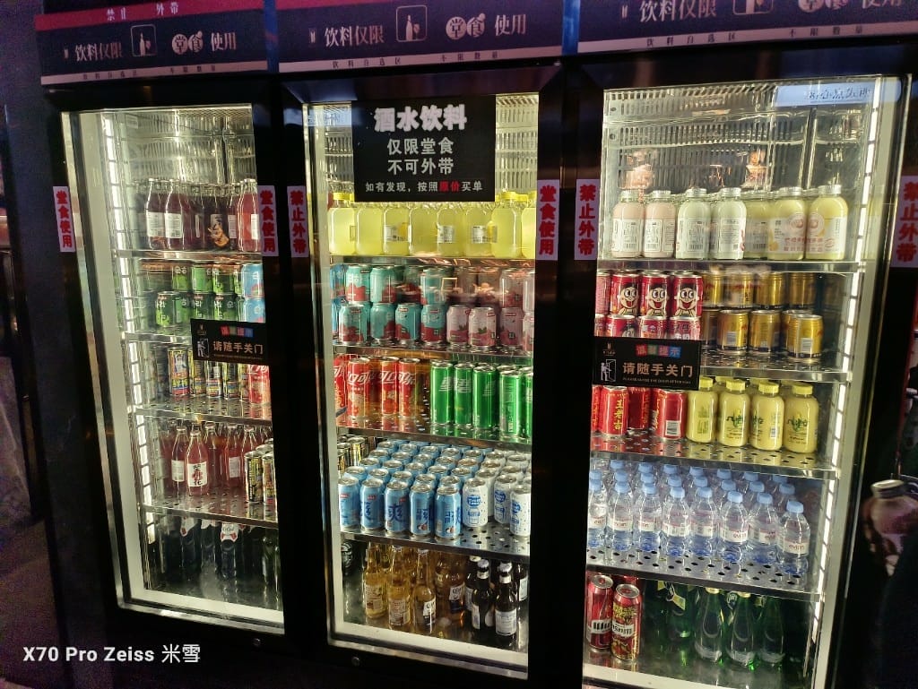 【上海美食】銘門盛宴上海店，活體龍蝦現殺現吃，各種高檔海鮮到飽再訪❤️