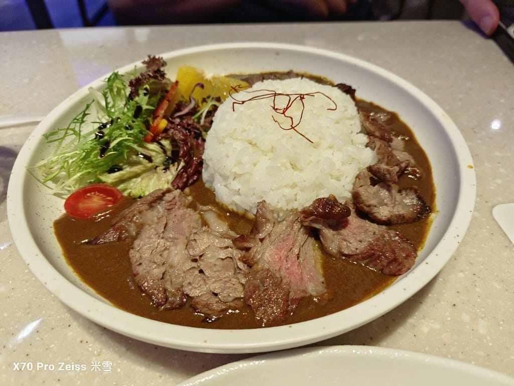 【機場貴賓室】香港機場國泰頭等貴賓室vs桃園國泰商務貴賓室❤️