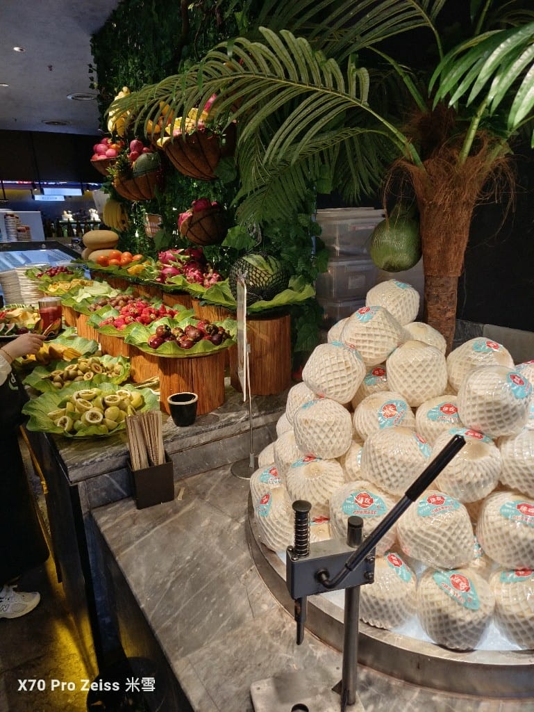 【上海美食】銘門盛宴上海店，活體龍蝦現殺現吃，各種高檔海鮮到飽再訪❤️