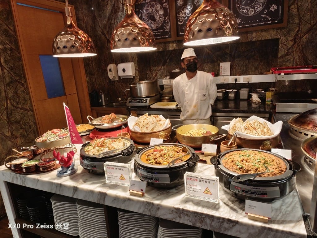 【台北吃到飽】十二廚台北喜來登大飯店，23訪平日晚餐龍蝦狂熱日吃到飽🍻