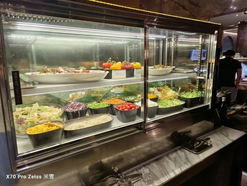 【台北吃到飽】十二廚台北喜來登大飯店，23訪平日晚餐龍蝦狂熱日吃到飽🍻