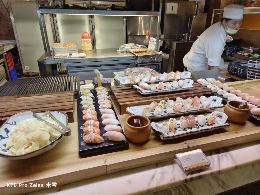 【台北吃到飽】十二廚台北喜來登大飯店，23訪平日晚餐龍蝦狂熱日吃到飽🍻