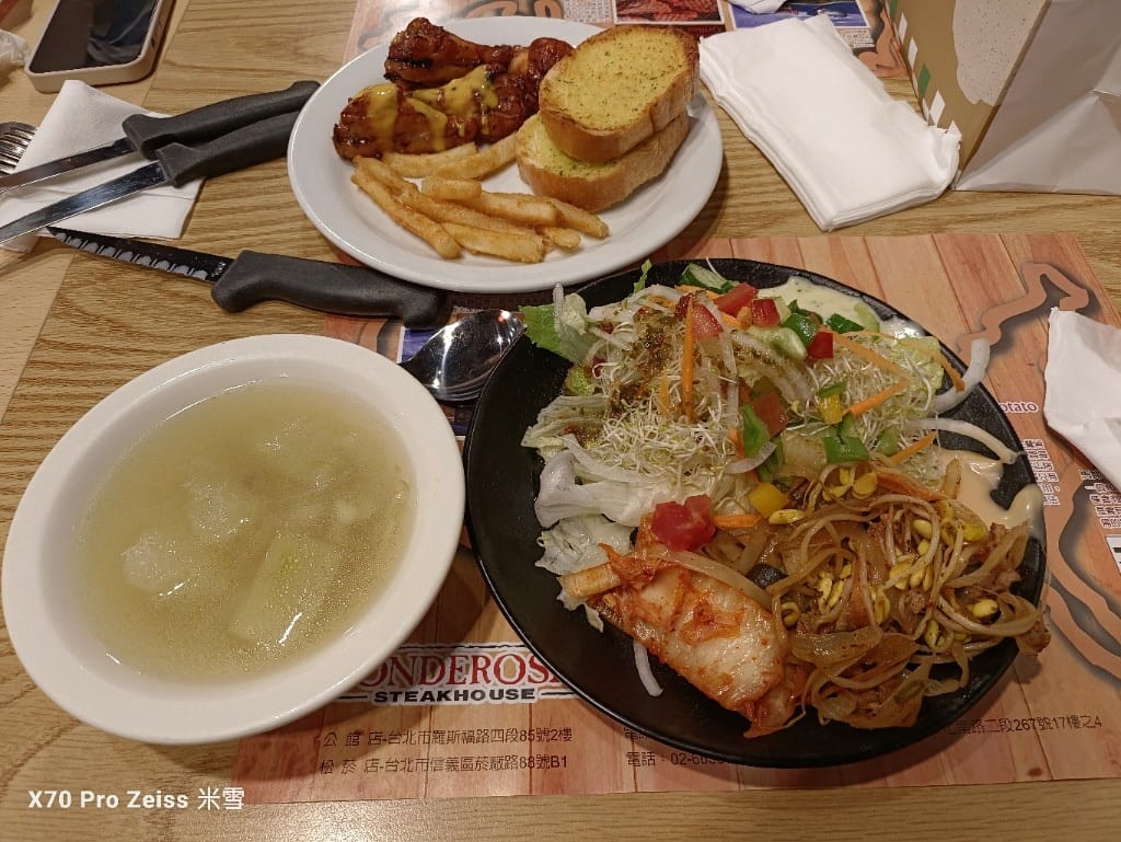 【台北美食】來開箱全台只剩2家的龐德羅莎誠品松菸店😸 - 第18張圖 【台北美食】來開箱全台只剩2家的龐德羅莎誠品松菸店😸