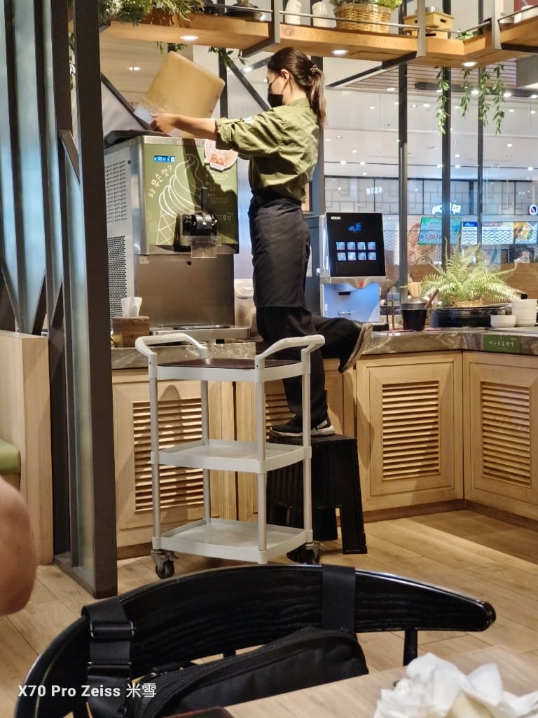 【新莊美食】豆腐村TofuVillage宏匯廣場店，韓式小菜吃到飽💞