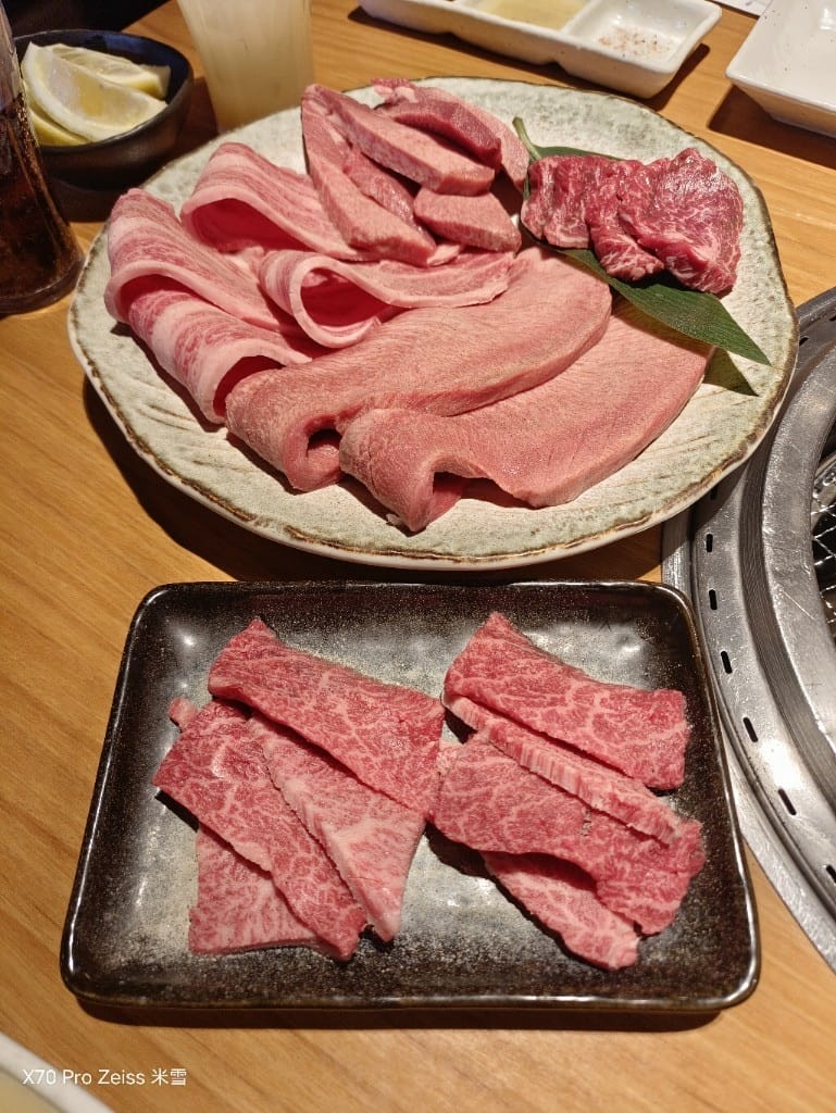 【日本大阪美食】燒肉力丸難波道頓堀店，超讚和牛&牛舌吃到飽❤️