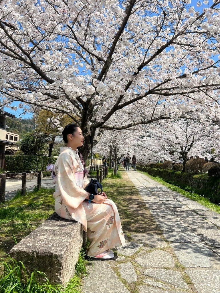 【日本京都旅遊】哲學之道，偽櫻花妹賞櫻囉🌸🌸🌸