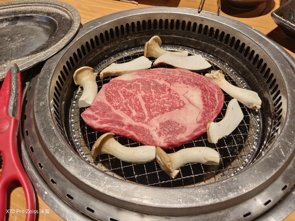 【日本大阪美食】燒肉力丸難波道頓堀店，超讚和牛&牛舌吃到飽❤️