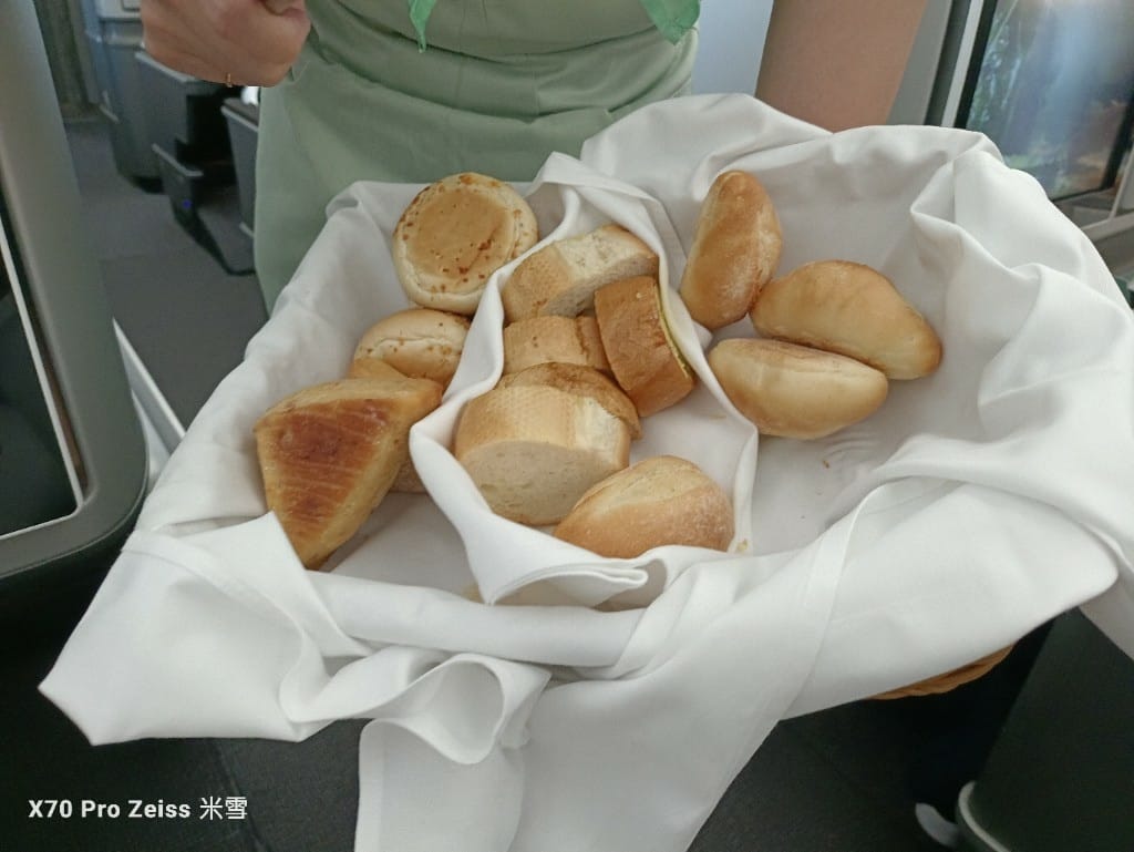 【飛日本商務餐飛機餐】長榮航空，關西機場