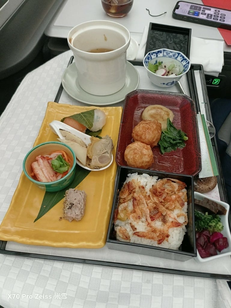 【飛日本商務餐飛機餐】長榮航空，關西機場