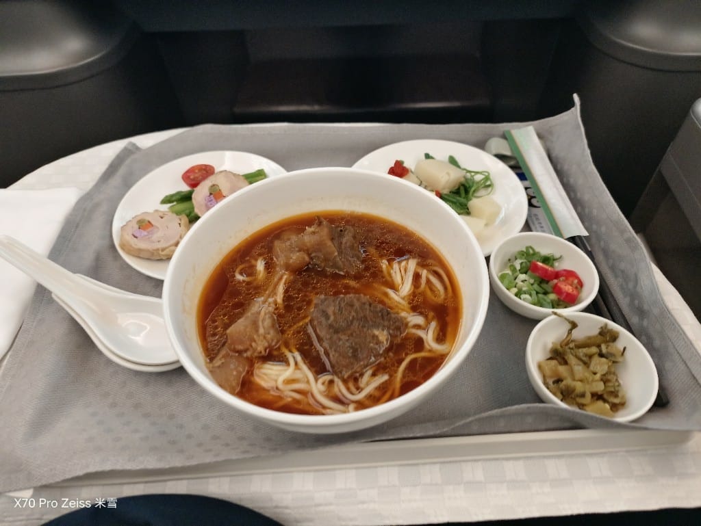 【飛日本商務餐飛機餐】長榮航空，關西機場