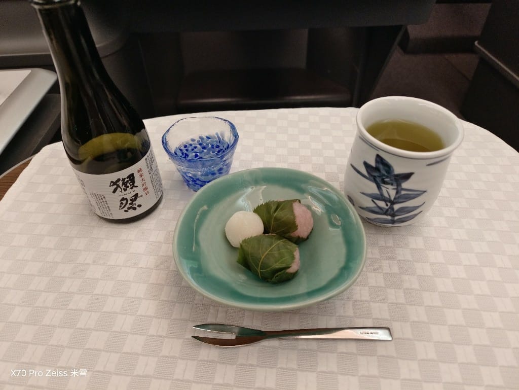 【飛日本商務餐飛機餐】長榮航空，關西機場