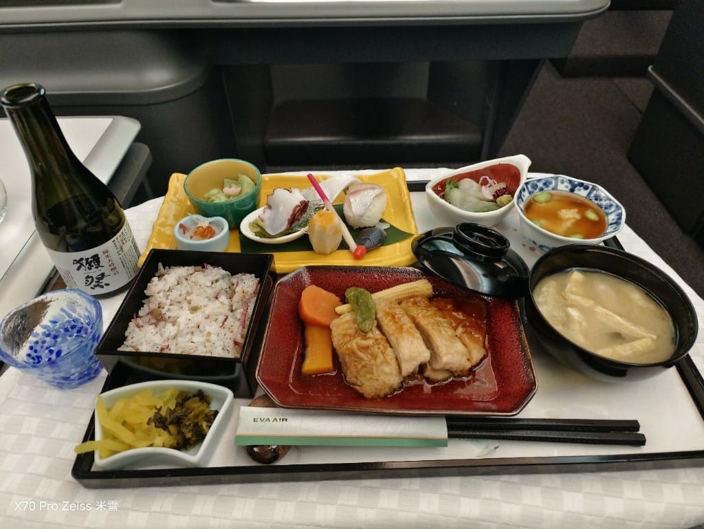 【飛日本商務餐飛機餐】長榮航空，關西機場