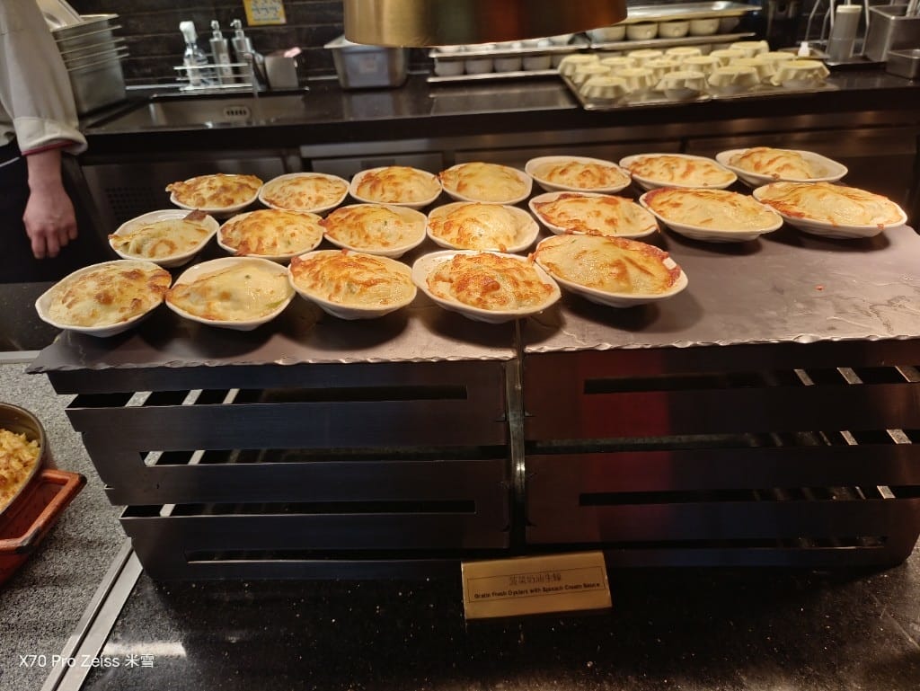 【新莊吃到飽】饗饗INPARADISE宏匯新莊店晚餐13訪，四人同行兩人免費❤️