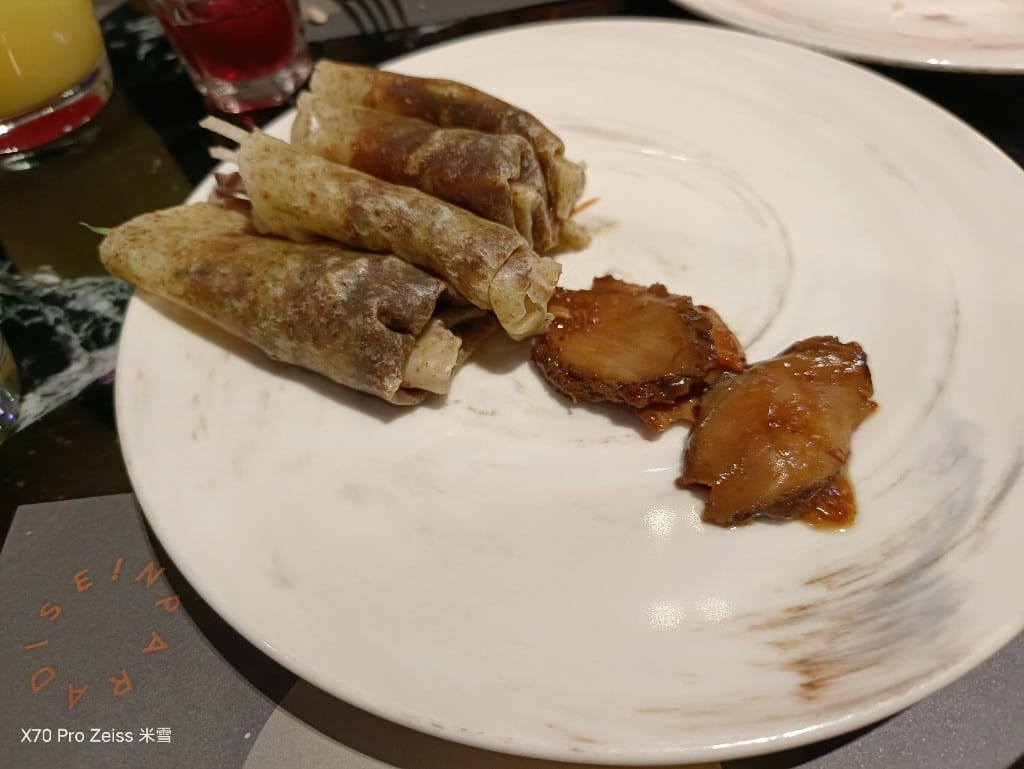 【新莊吃到飽】饗饗INPARADISE宏匯新莊店晚餐13訪，四人同行兩人免費❤️
