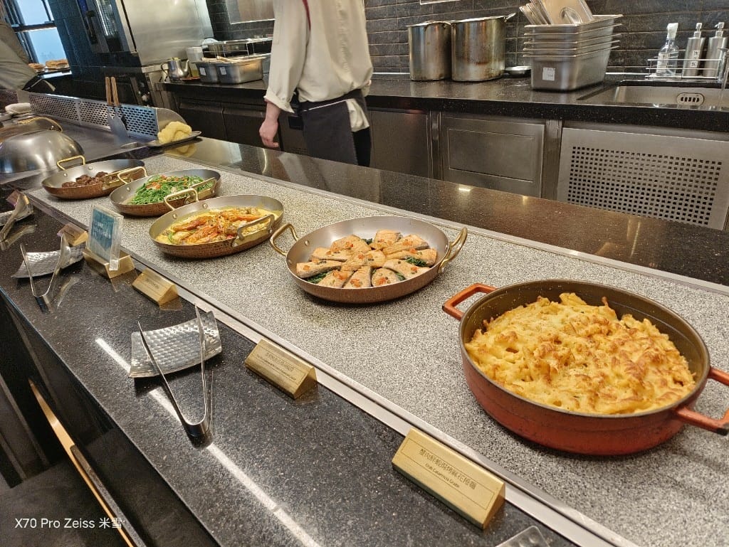 【新莊吃到飽】饗饗INPARADISE宏匯新莊店晚餐13訪，四人同行兩人免費❤️
