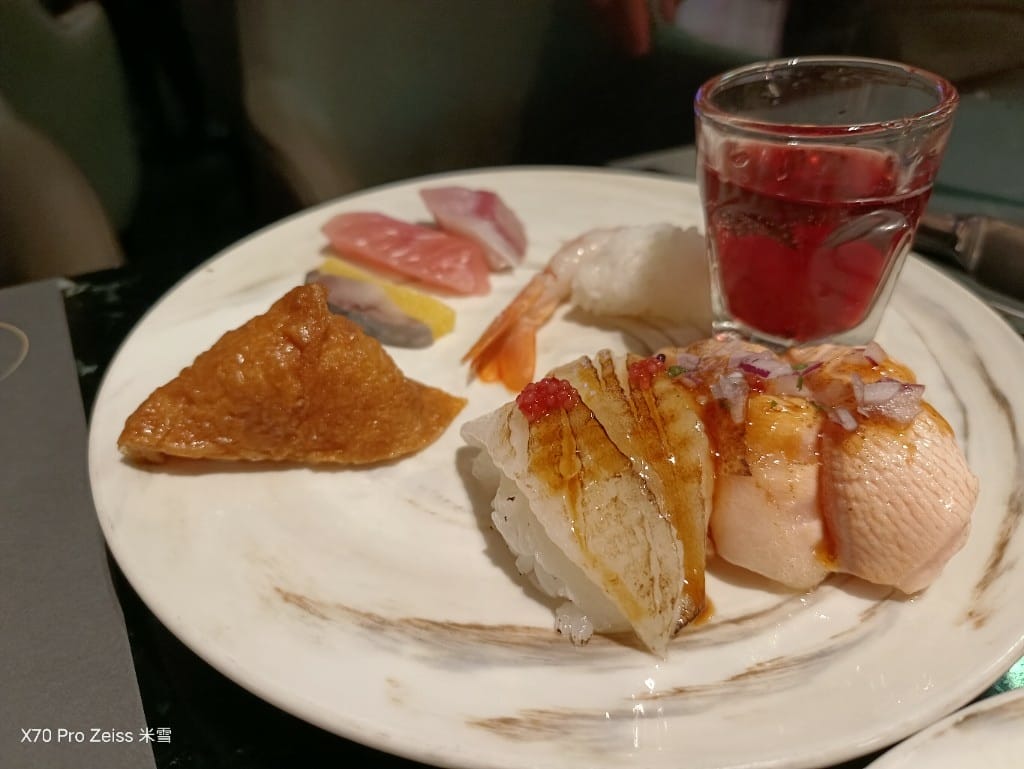 【新莊吃到飽】饗饗INPARADISE宏匯新莊店晚餐13訪，四人同行兩人免費❤️