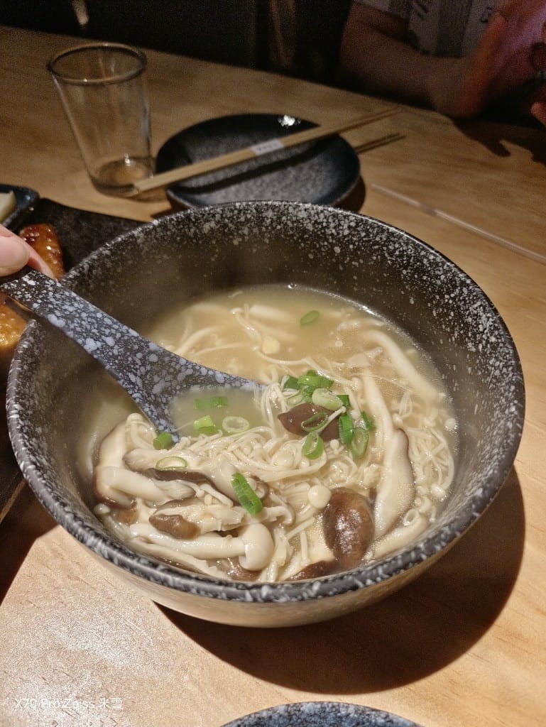 【新莊美食】兮有烤魚居酒屋燒烤，巷子裡的美味烤魚🍻