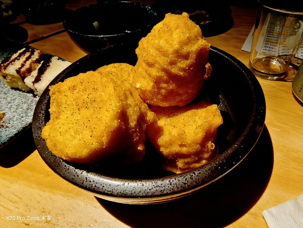 【新莊美食】兮有烤魚居酒屋燒烤，巷子裡的美味烤魚🍻