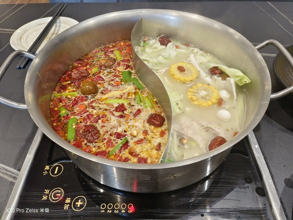 【桃園吃到飽】小蒙牛頂級麻辣養生鍋家樂福中壢店開箱❤️ - 第10張圖 【桃園吃到飽】小蒙牛頂級麻辣養生鍋家樂福中壢店開箱❤️
