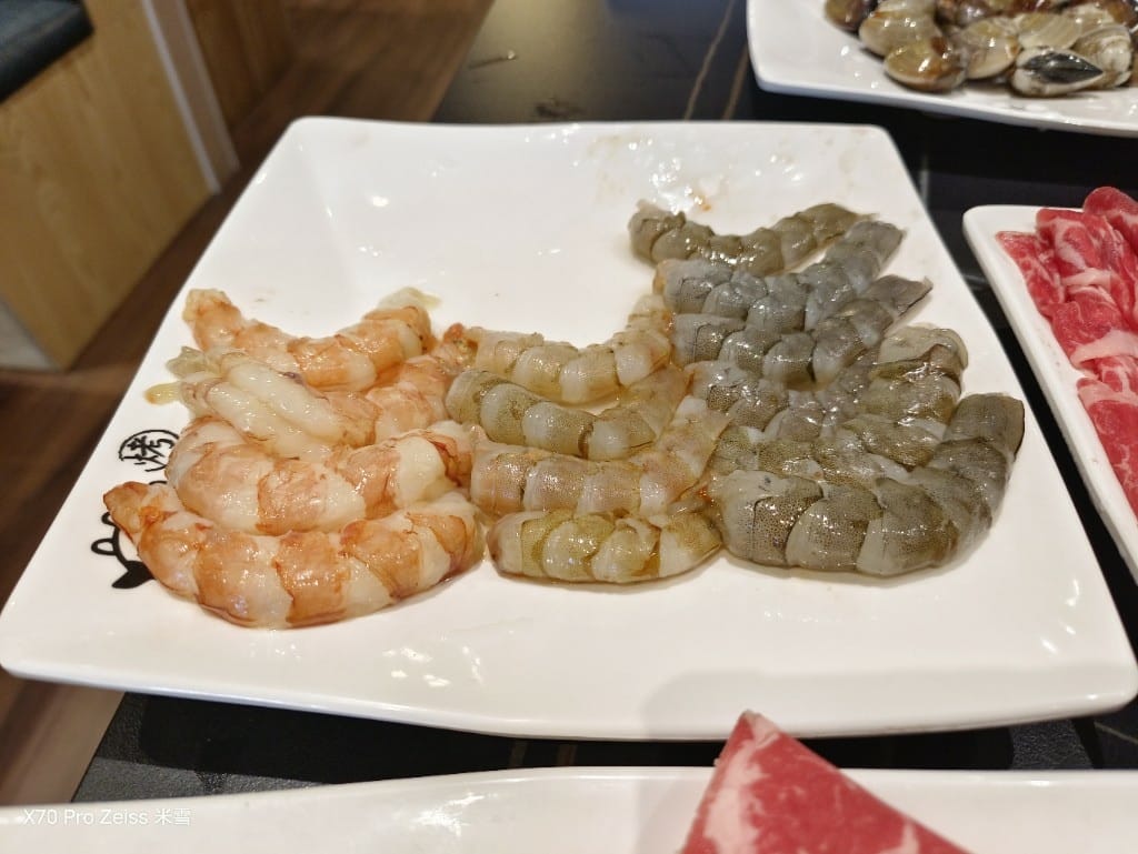 【桃園吃到飽】小蒙牛頂級麻辣養生鍋家樂福中壢店開箱❤️ - 第31張圖 【桃園吃到飽】小蒙牛頂級麻辣養生鍋家樂福中壢店開箱❤️