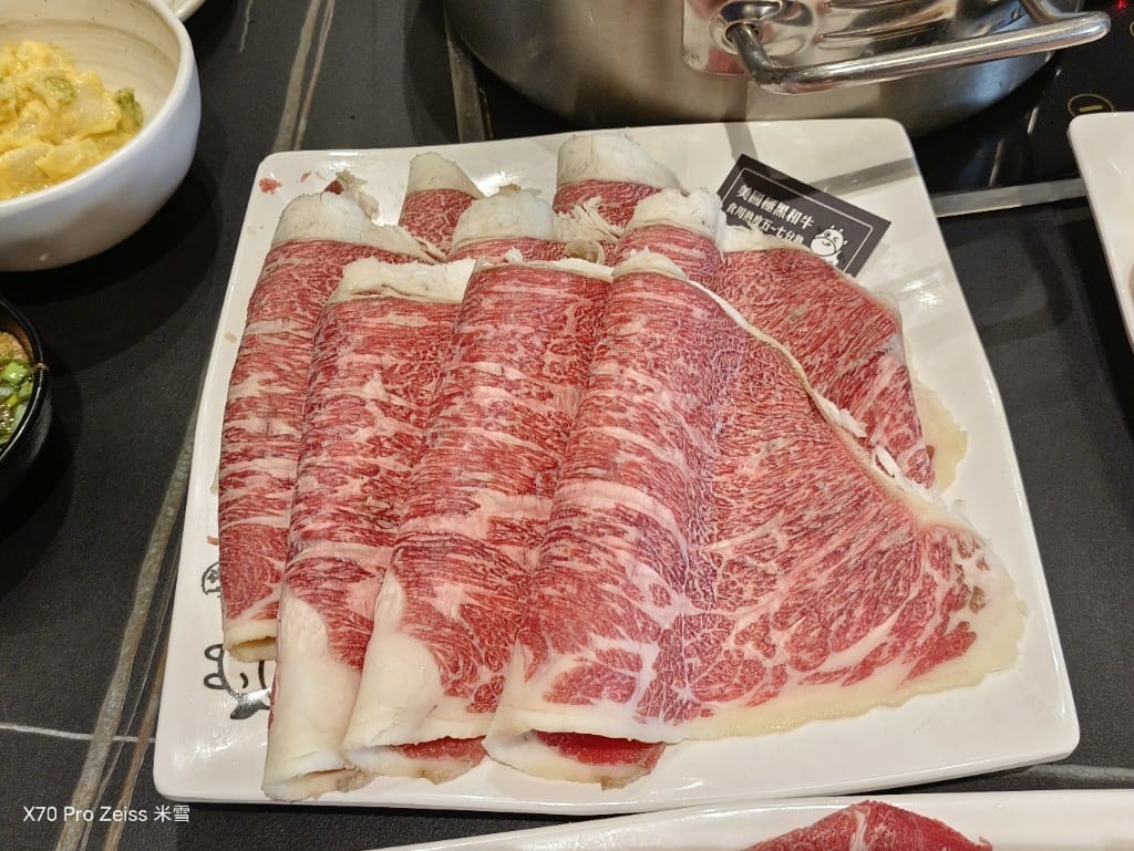 【桃園吃到飽】小蒙牛頂級麻辣養生鍋家樂福中壢店開箱❤️ - 第22張圖 【桃園吃到飽】小蒙牛頂級麻辣養生鍋家樂福中壢店開箱❤️