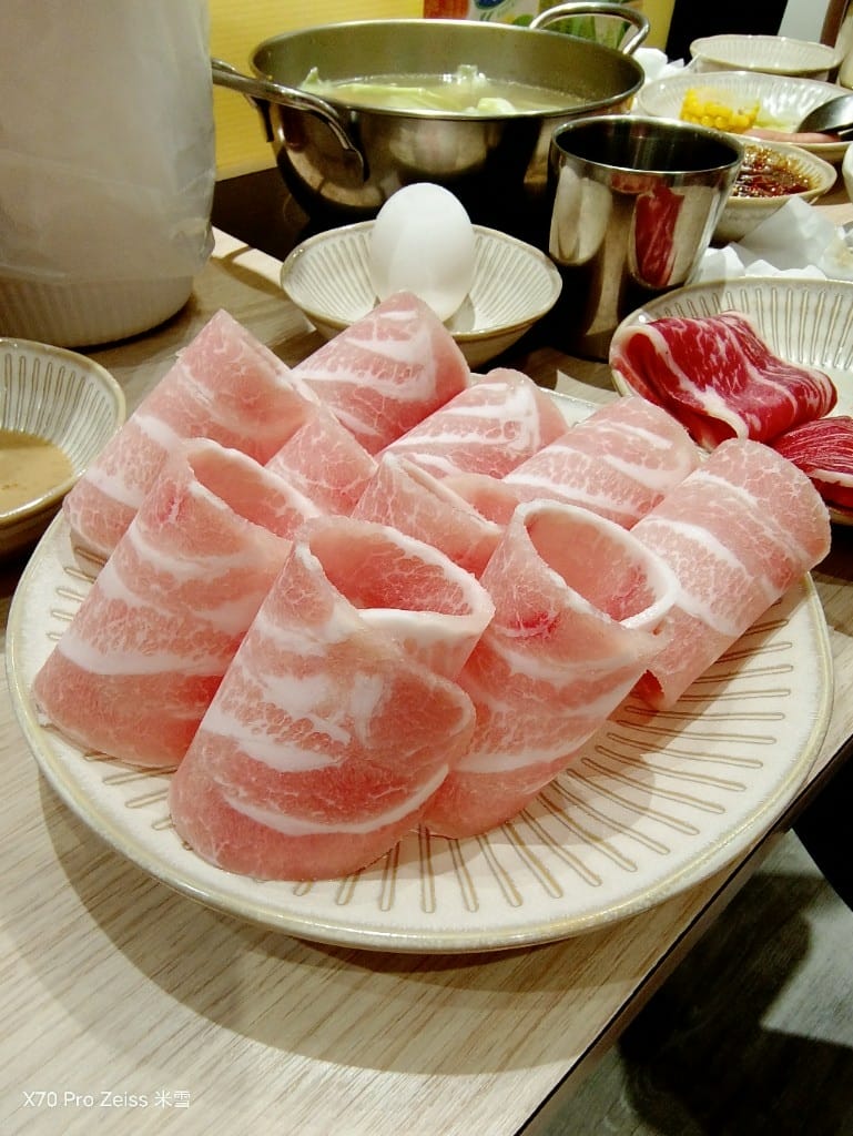 【新莊吃到飽】厚舖涮涮鍋Encoreアンコール2訪，厚切肉品好棒棒！