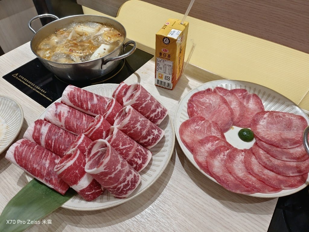 【新莊吃到飽】厚舖涮涮鍋Encoreアンコール2訪，厚切肉品好棒棒！