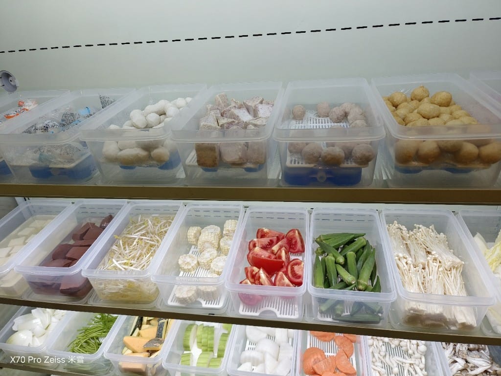【新莊美食】武鶴個人鍋，單點鍋加自助吧吃到飽😸