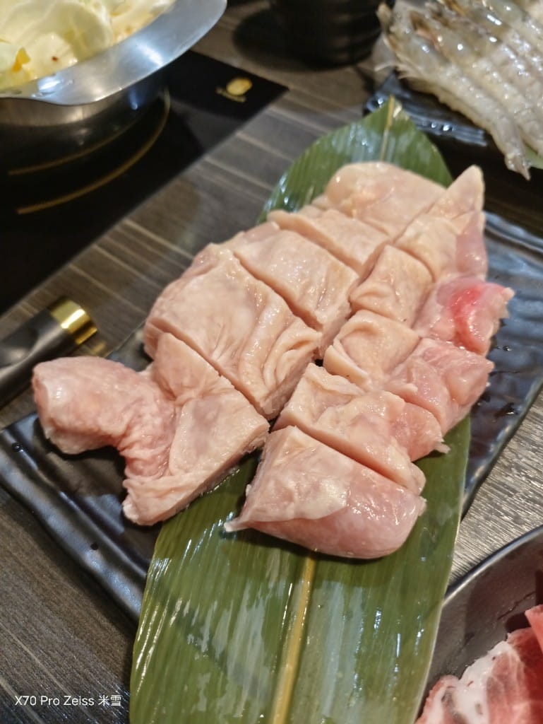 【新莊美食】武鶴個人鍋，單點鍋加自助吧吃到飽😸