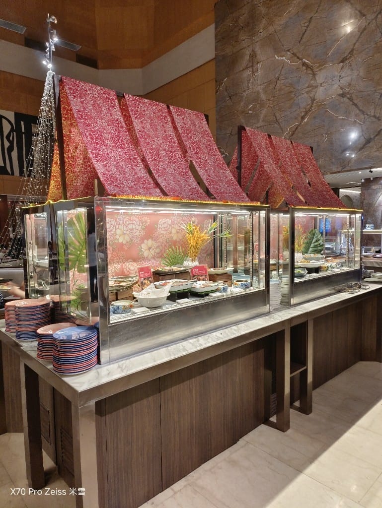 【台北吃到飽】十二廚台北喜來登大飯店24訪，平日晚餐阿霞飯店美食吃到飽🍻