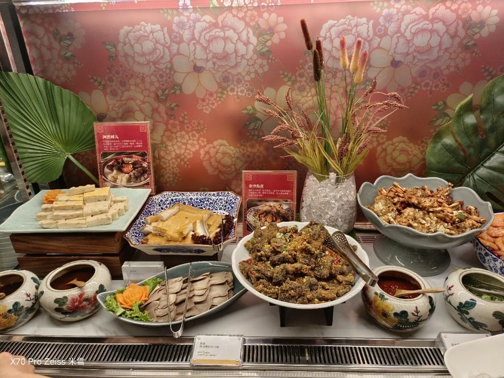 【台北吃到飽】十二廚台北喜來登大飯店24訪，平日晚餐阿霞飯店美食吃到飽🍻