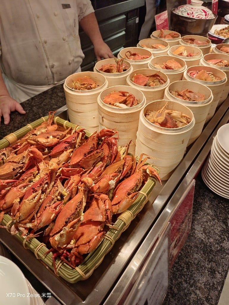 【台北吃到飽】十二廚台北喜來登大飯店24訪，平日晚餐阿霞飯店美食吃到飽🍻