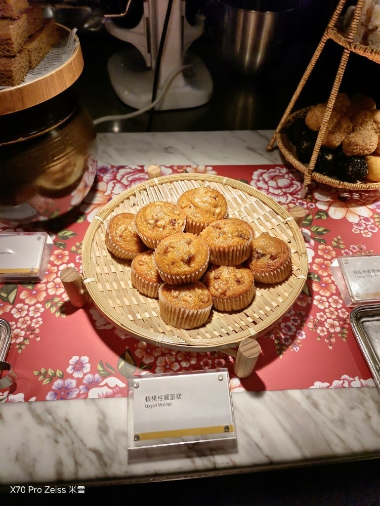 【台北吃到飽】十二廚台北喜來登大飯店24訪，平日晚餐阿霞飯店美食吃到飽🍻
