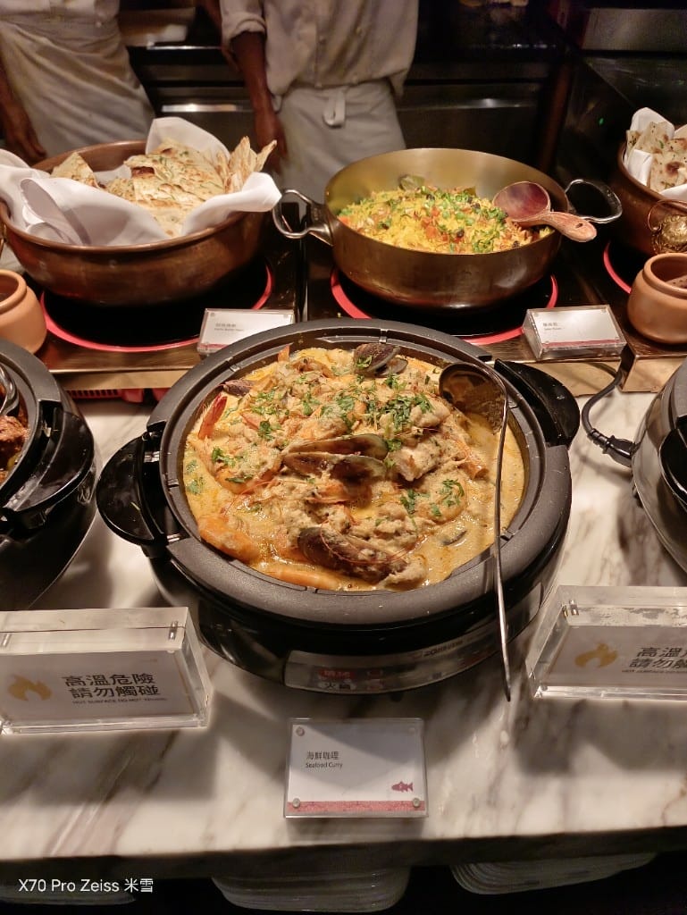 【台北吃到飽】十二廚台北喜來登大飯店24訪，平日晚餐阿霞飯店美食吃到飽🍻