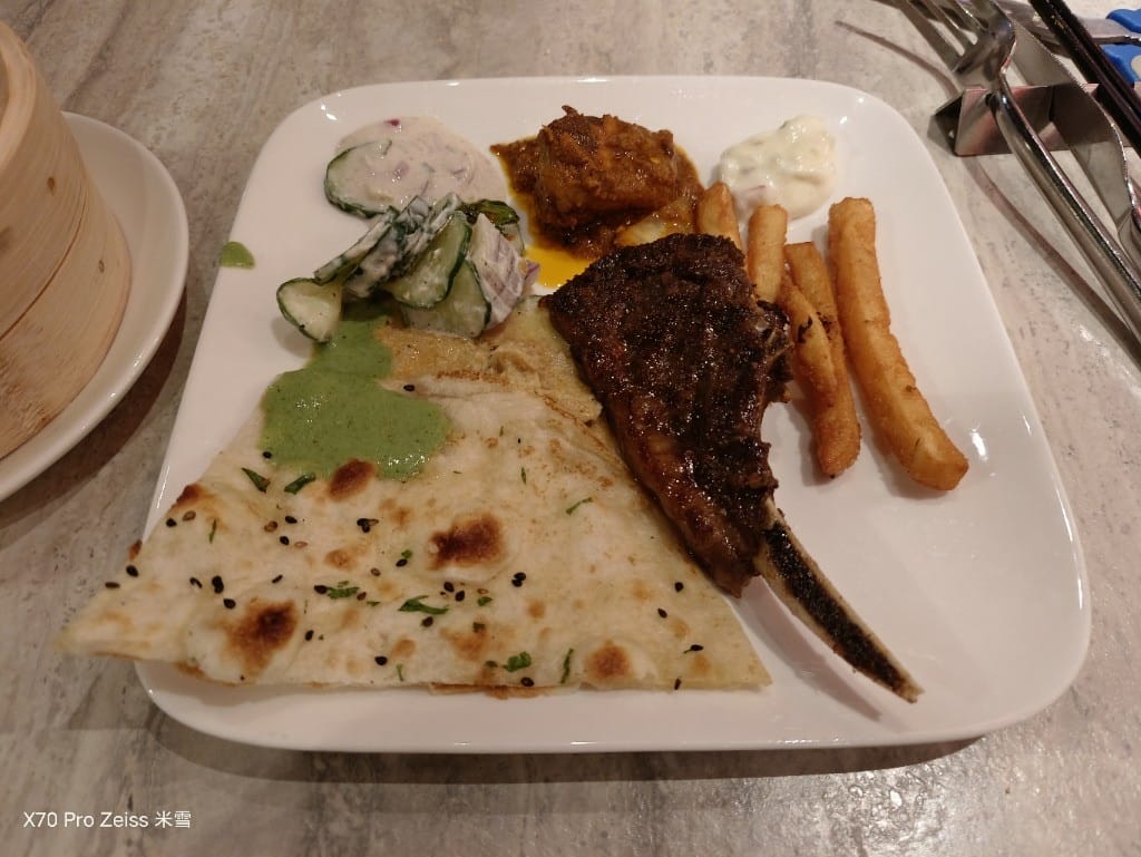 【台北吃到飽】十二廚台北喜來登大飯店24訪，平日晚餐阿霞飯店美食吃到飽🍻
