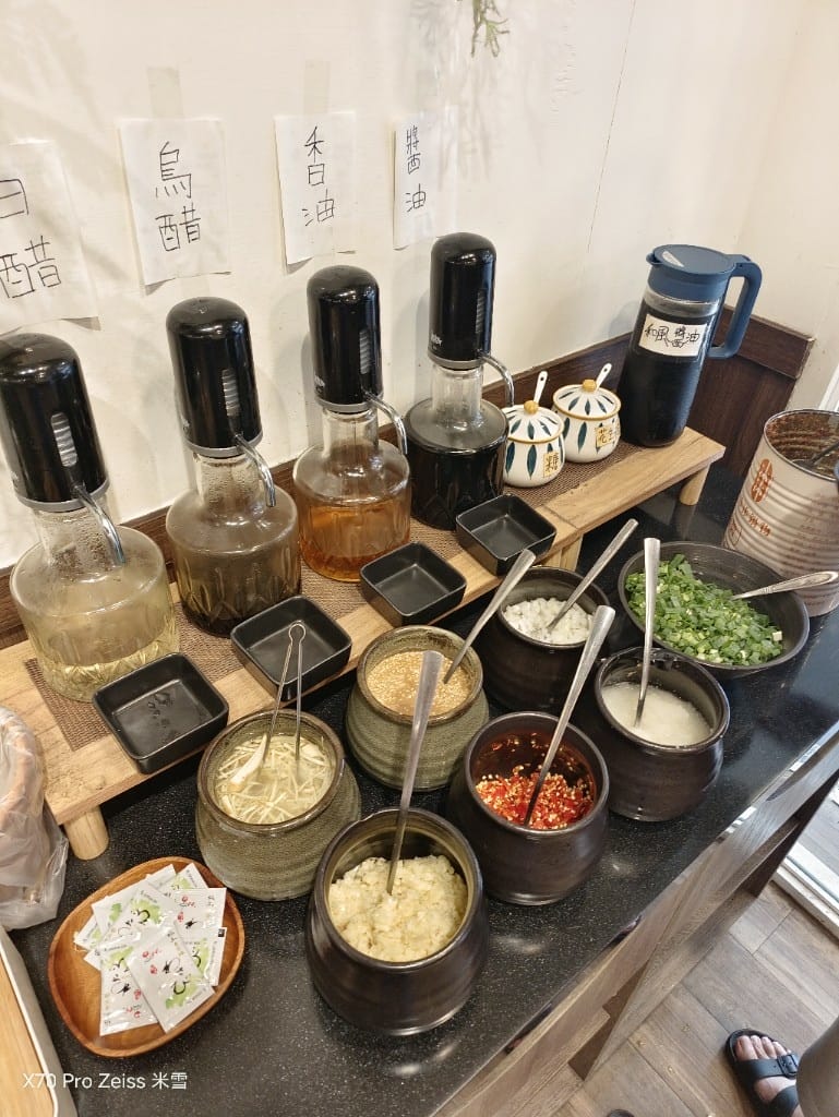 【新莊吃到飽】沐沐鍋物MUMU新莊中平店，八方悅二代店，自助吧吃到飽6訪
