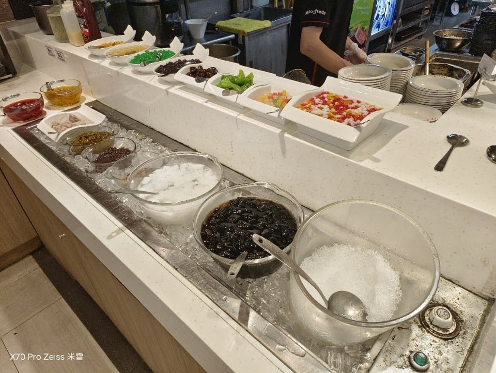 【新莊美食】貴族世家體育館店，平價豐富又好吃的自助吧！