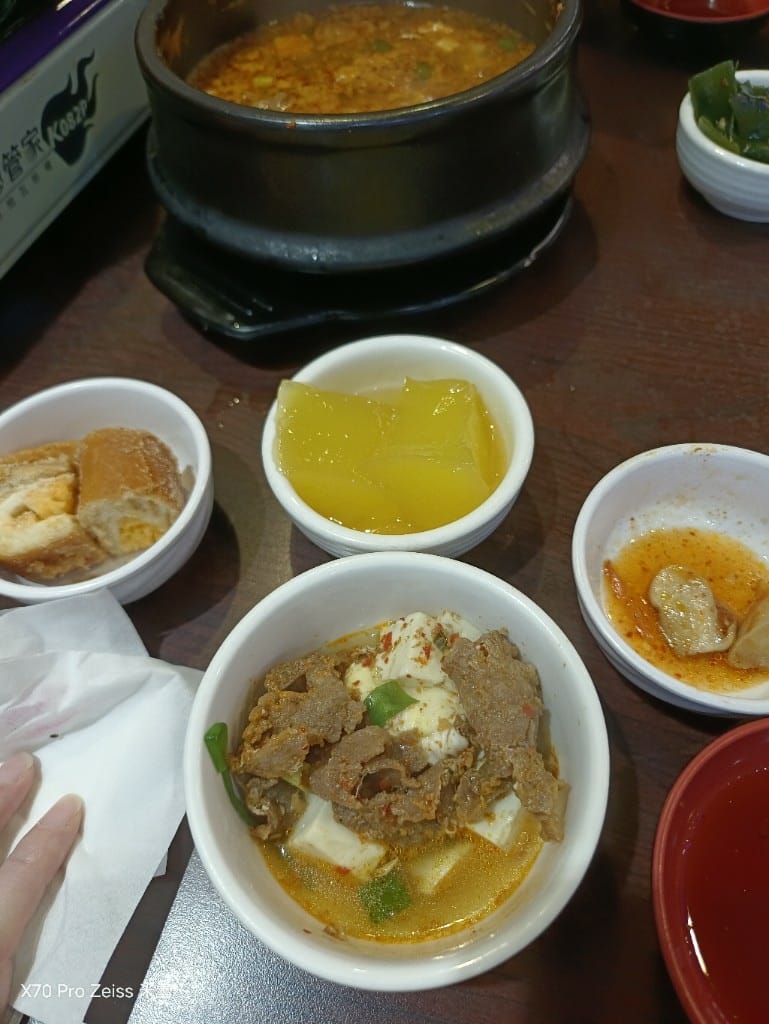 【新莊吃到飽】韓味軒韓式小菜吃到飽，佛心價$200起吃到飽！